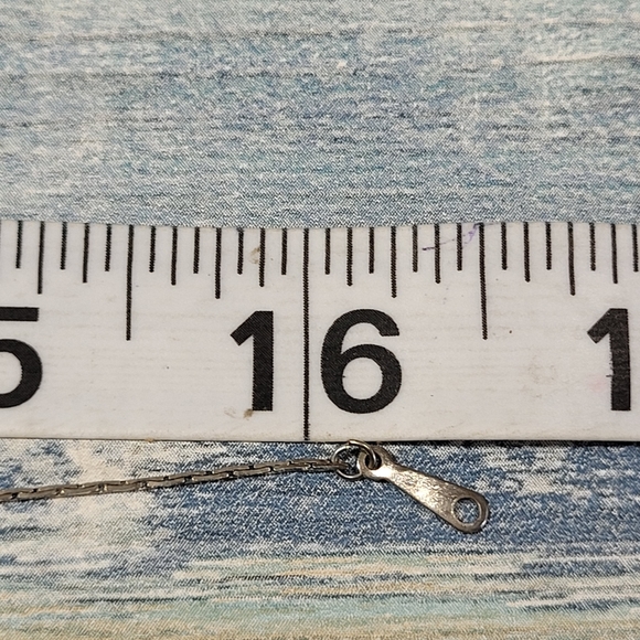 💚 Green Heart Necklace. - Picture 7 of 11